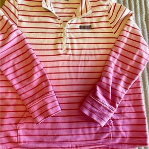 GUC Vineyard Vines Sweatshirt
